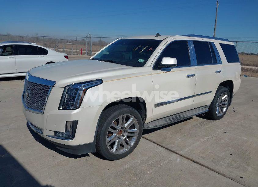 Photo 2 of 2015 Cadillac Escalade LUXURY (VIN 1GYS3BKJ7FR303390)