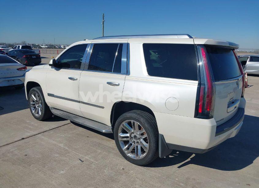 Photo 3 of 2015 Cadillac Escalade LUXURY (VIN 1GYS3BKJ7FR303390)