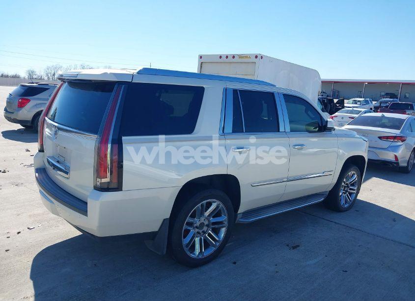 Photo 4 of 2015 Cadillac Escalade LUXURY (VIN 1GYS3BKJ7FR303390)