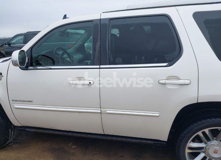 Photo 15 of 2013 Cadillac Escalade PREMIUM (VIN 1GYS3CEF3DR251816)