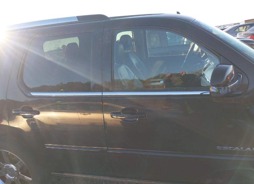 Photo 13 of 2012 Cadillac Escalade PREMIUM (VIN 1GYS3CEFXCR221081)