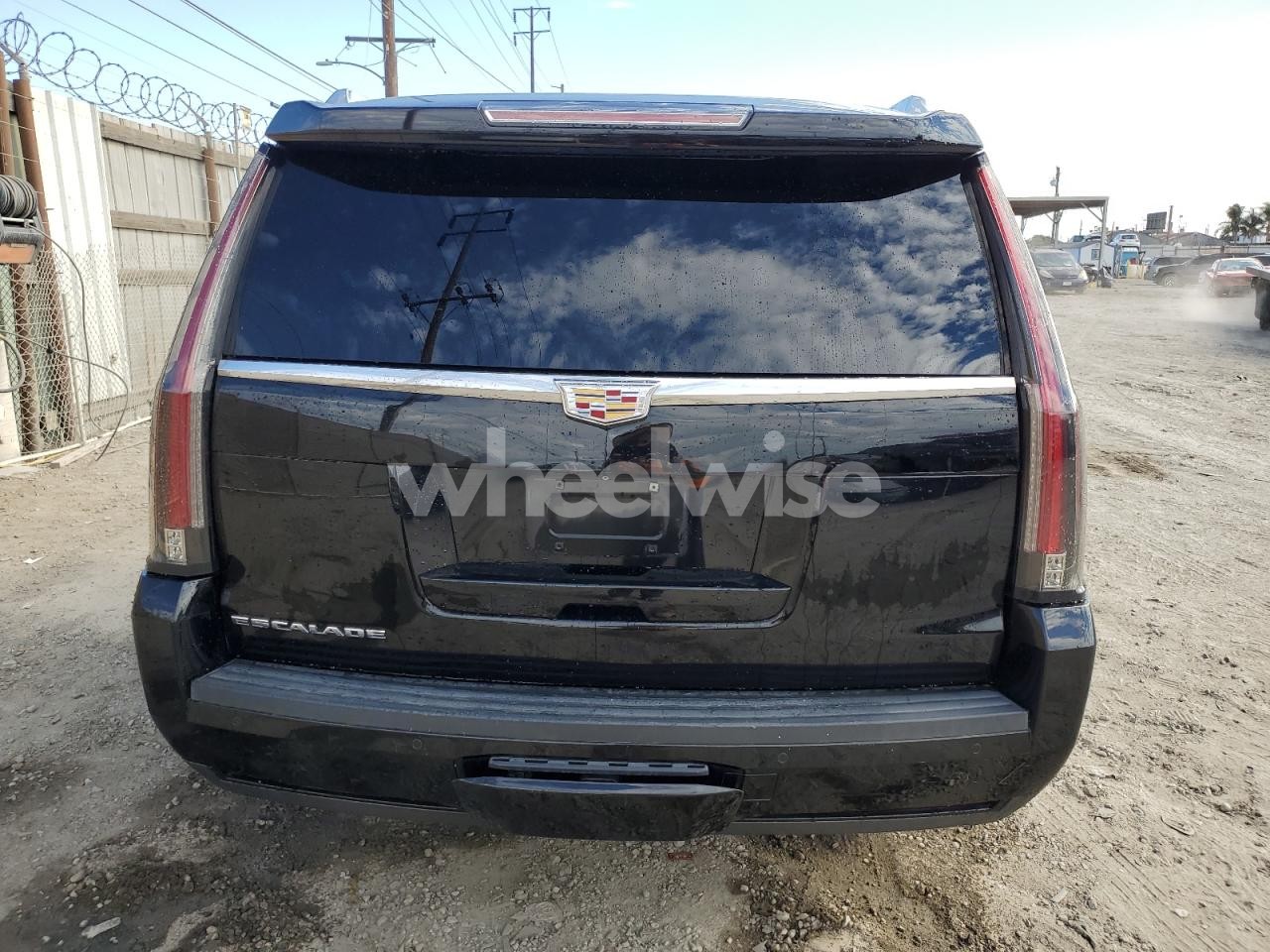 Photo 6 of 2015 CADILLAC ESCALADE PREMIUM (VIN 1GYS3CKJ4FR308505)