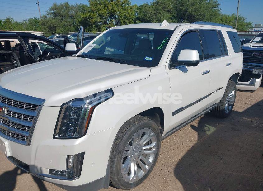 Photo 2 of 2018 Cadillac Escalade PREMIUM LUXURY (VIN 1GYS3CKJ8JR157063)