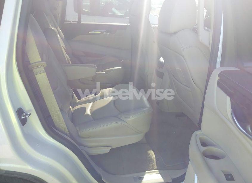 Photo 8 of 2018 Cadillac Escalade PREMIUM LUXURY (VIN 1GYS3CKJ8JR157063)