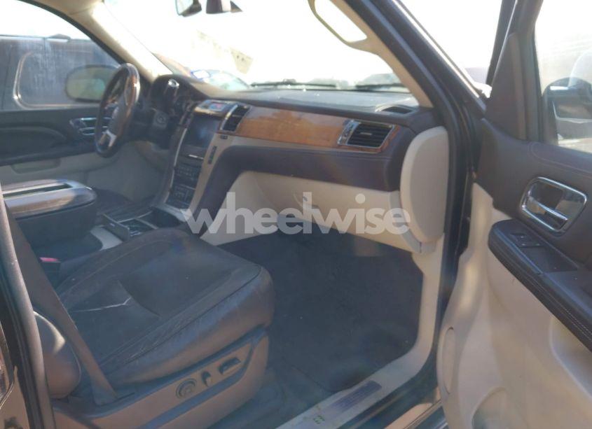 Photo 5 of 2011 Cadillac Escalade HYBRID PLATINUM EDITION (VIN 1GYS3FEJ8BR230012)