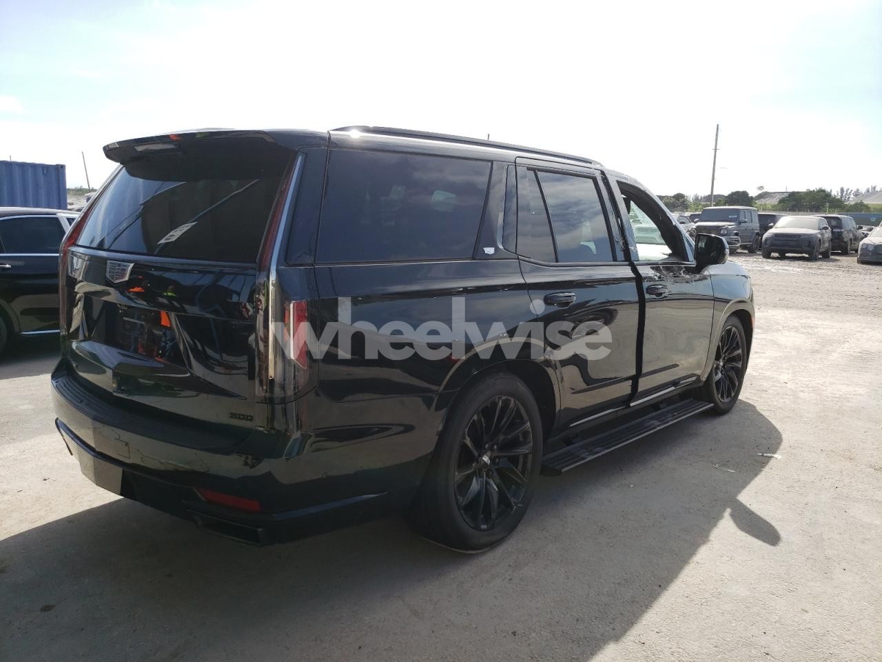 Photo 3 of 2022 CADILLAC ESCALADE SPORT PLATINUM (VIN 1GYS3GKL2NR136000)