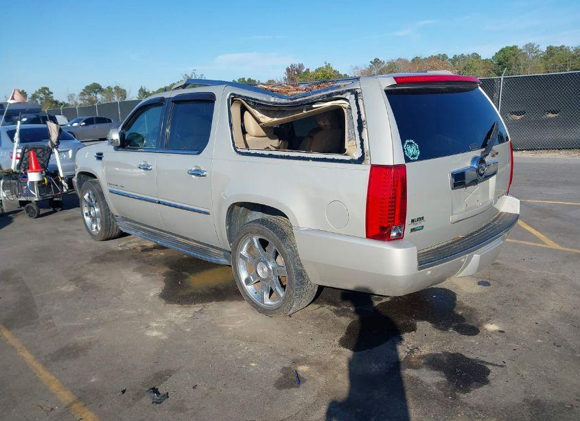 Photo 3 of 2012 Cadillac Escalade ESV LUXURY (VIN 1GYS3HEF3CR126004)