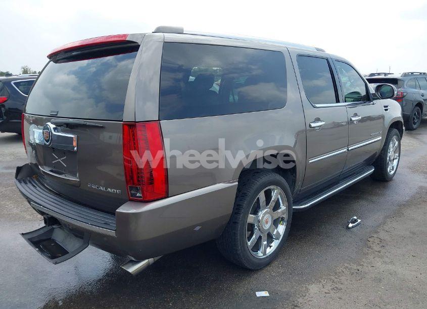 Photo 4 of 2013 Cadillac Escalade ESV LUXURY (VIN 1GYS3HEF8DR135928)