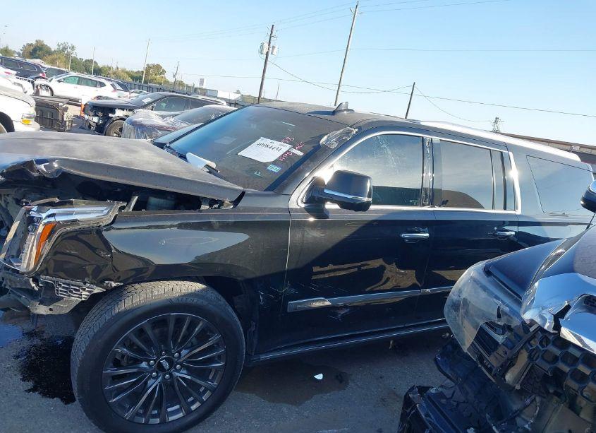 Photo 15 of 2016 Cadillac Escalade ESV PREMIUM COLLECTION (VIN 1GYS3JKJ2GR129207)