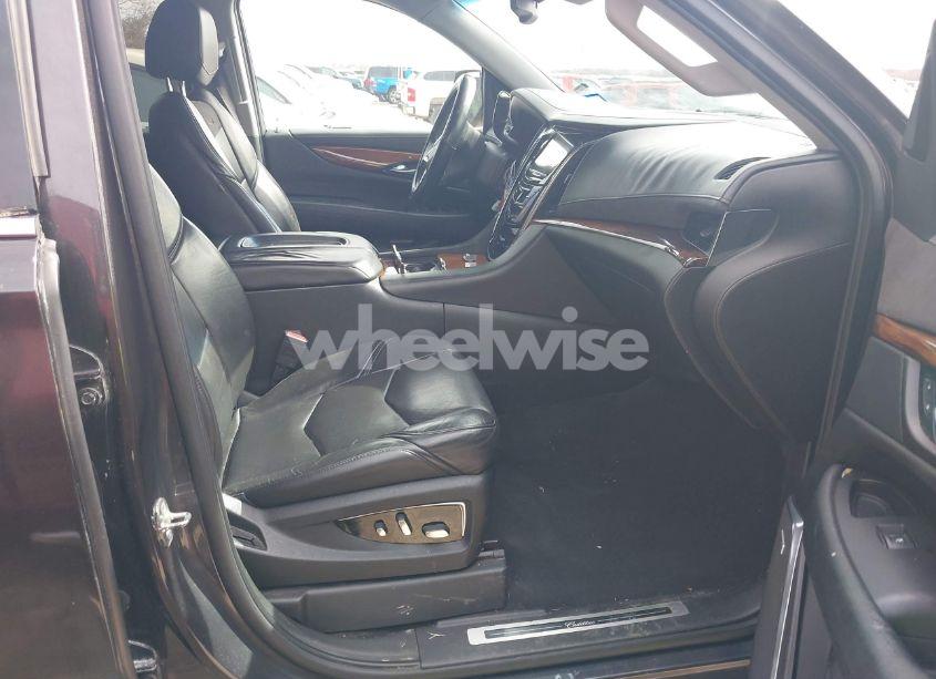 Photo 5 of 2015 Cadillac Escalade LUXURY (VIN 1GYS3MKJ6FR643190)