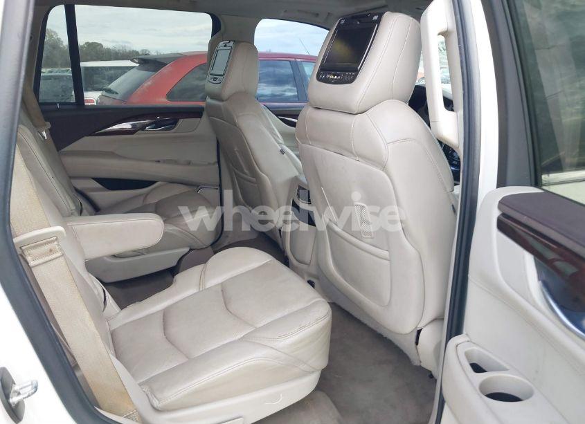 Photo 8 of 2015 Cadillac Escalade LUXURY (VIN 1GYS3MKJXFR552391)