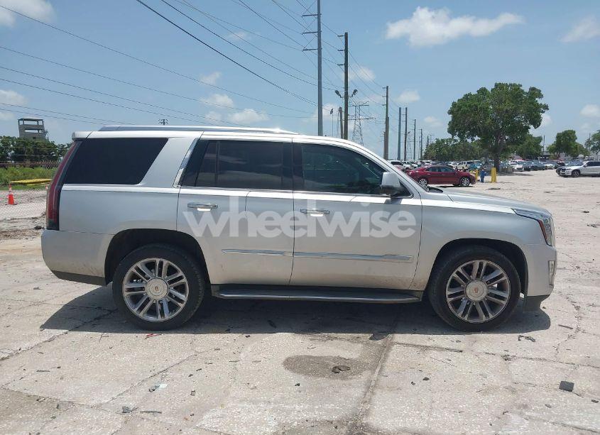 Photo 13 of 2015 Cadillac Escalade PREMIUM (VIN 1GYS3NKJ0FR500158)