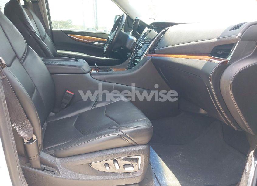 Photo 5 of 2015 Cadillac Escalade PREMIUM (VIN 1GYS3NKJ0FR500158)