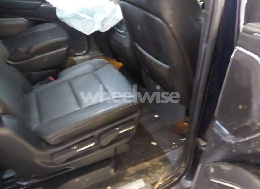 Photo 8 of 2022 Cadillac Escalade 4WD LUXURY (VIN 1GYS4AKL7NR103682)