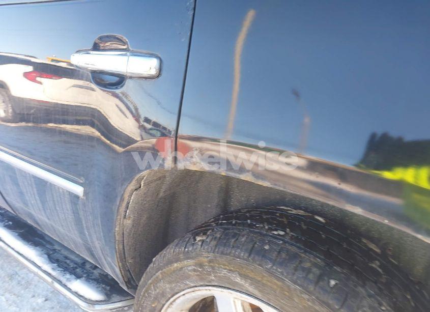 Photo 20 of 2011 Cadillac Escalade LUXURY (VIN 1GYS4BEFXBR143441)