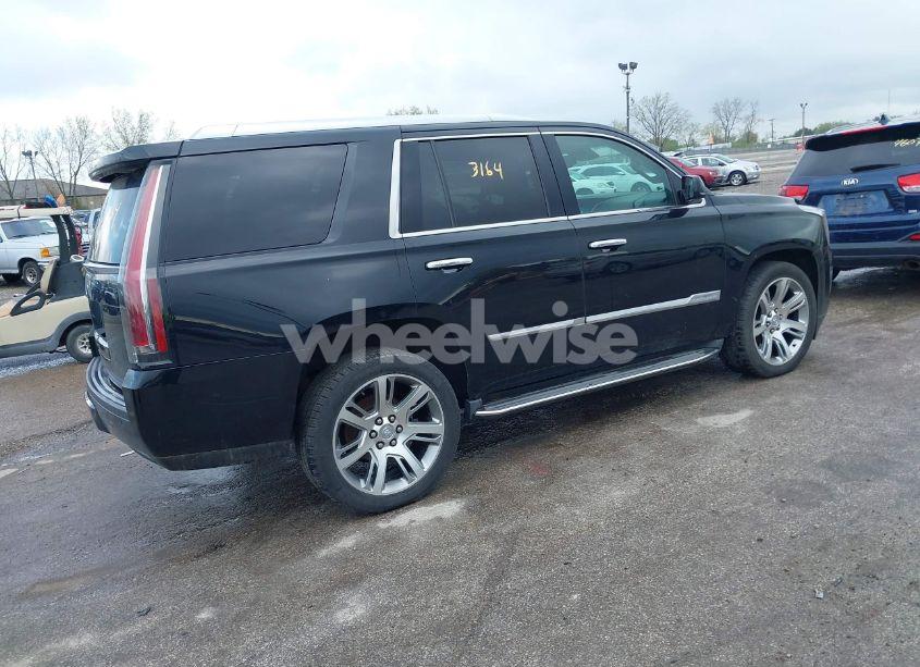 Photo 4 of 2015 Cadillac Escalade LUXURY (VIN 1GYS4BKJ1FR157470)