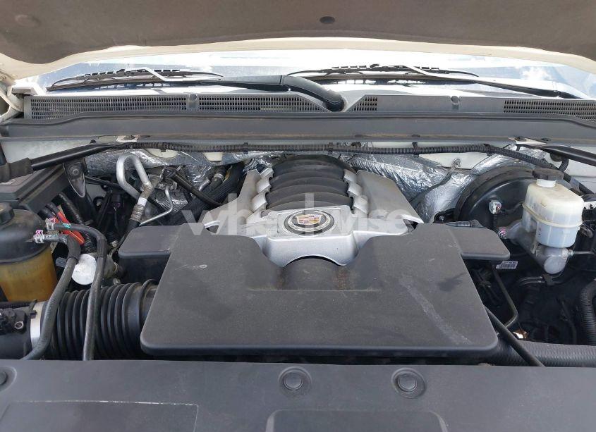 Photo 10 of 2015 Cadillac Escalade LUXURY (VIN 1GYS4BKJ1FR215223)