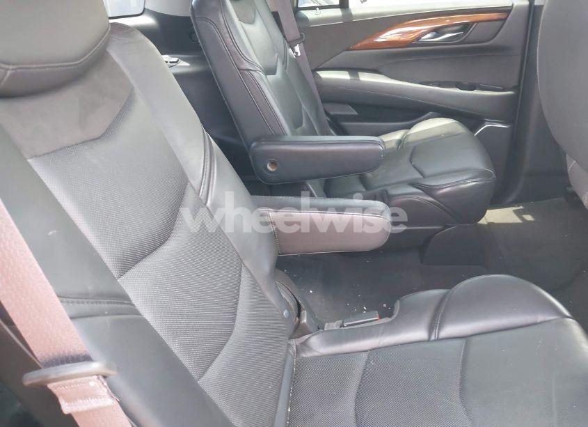 Photo 8 of 2015 Cadillac Escalade LUXURY (VIN 1GYS4BKJ1FR215223)