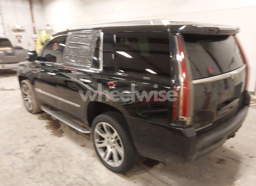Photo 3 of 2016 Cadillac Escalade LUXURY COLLECTION (VIN 1GYS4BKJ5GR163144)