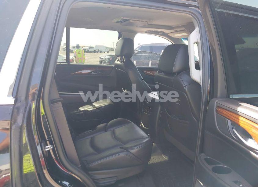 Photo 8 of 2015 Cadillac Escalade LUXURY (VIN 1GYS4BKJ6FR291441)