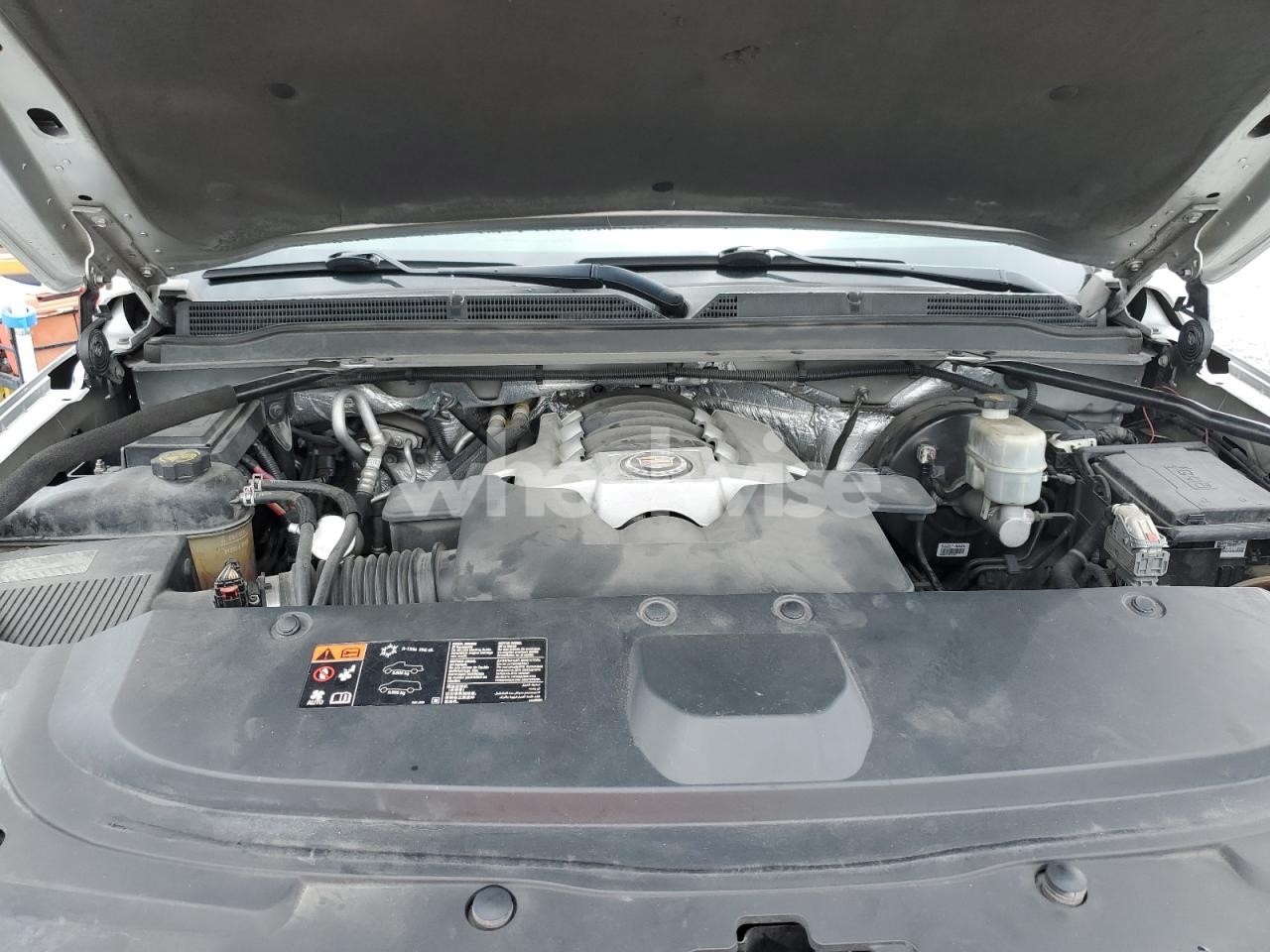 Photo 12 of 2015 CADILLAC ESCALADE LUXURY (VIN 1GYS4BKJ8FR227238)