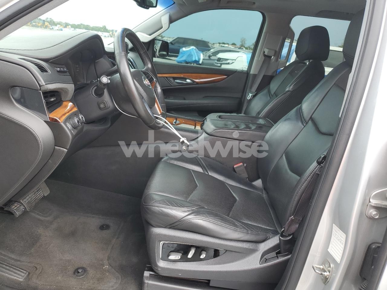 Photo 7 of 2015 CADILLAC ESCALADE LUXURY (VIN 1GYS4BKJ8FR227238)