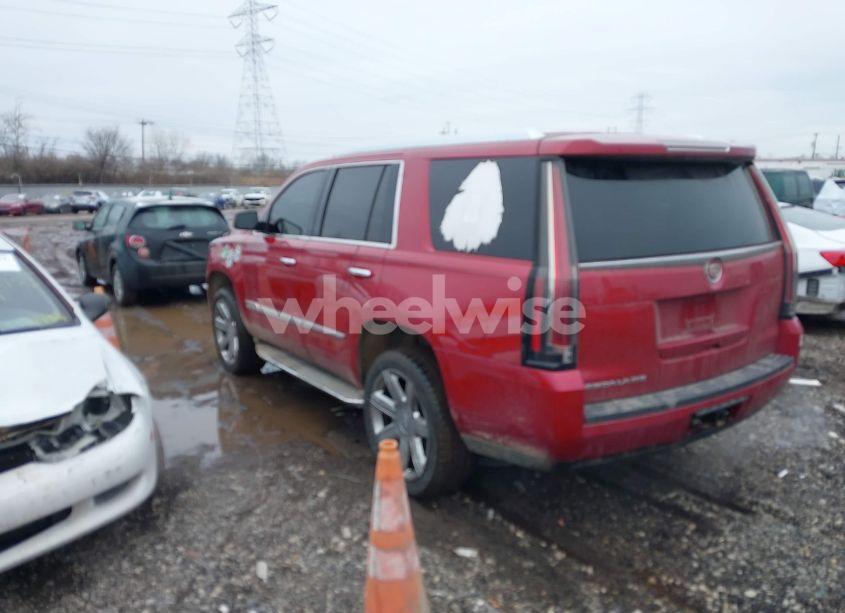 Photo 3 of 2015 Cadillac Escalade LUXURY (VIN 1GYS4BKJXFR275131)