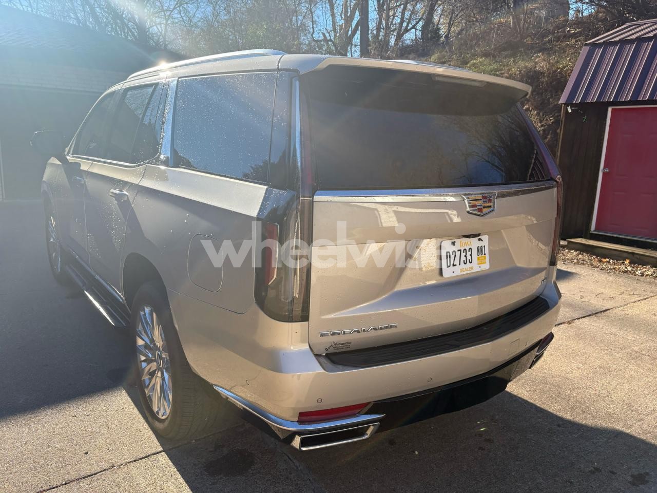 Photo 3 of 2024 CADILLAC ESCALADE PREMIUM LUXURY (VIN 1GYS4BKL9RR241428)