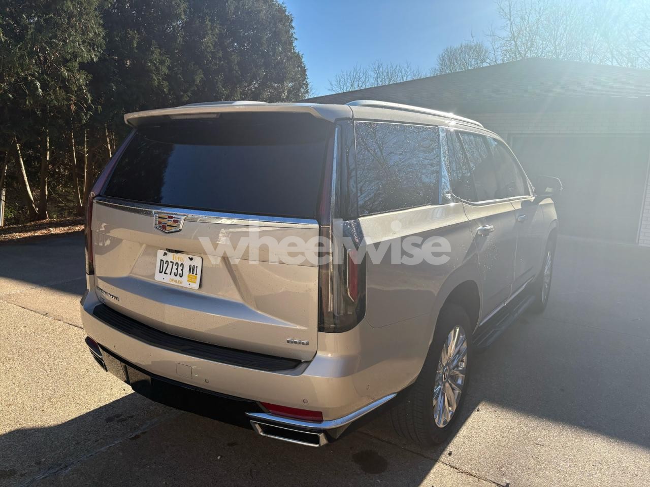 Photo 4 of 2024 CADILLAC ESCALADE PREMIUM LUXURY (VIN 1GYS4BKL9RR241428)