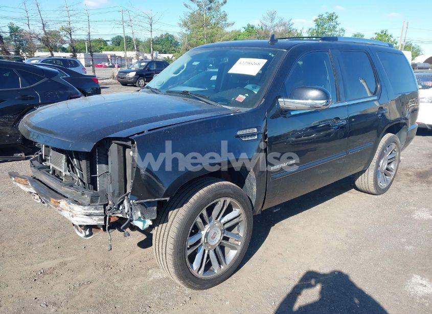 Photo 2 of 2012 Cadillac Escalade PREMIUM (VIN 1GYS4CEF4CR201082)