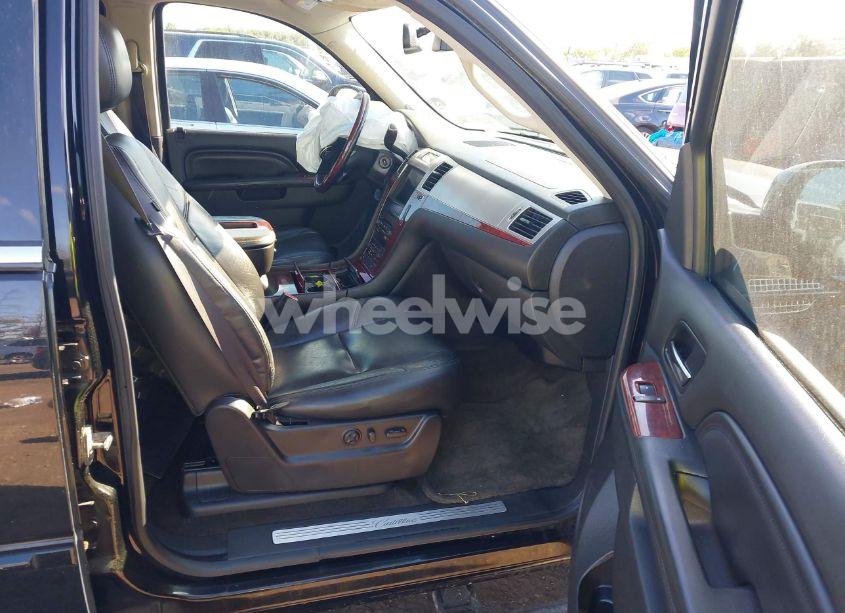 Photo 5 of 2012 Cadillac Escalade PREMIUM (VIN 1GYS4CEF4CR201082)