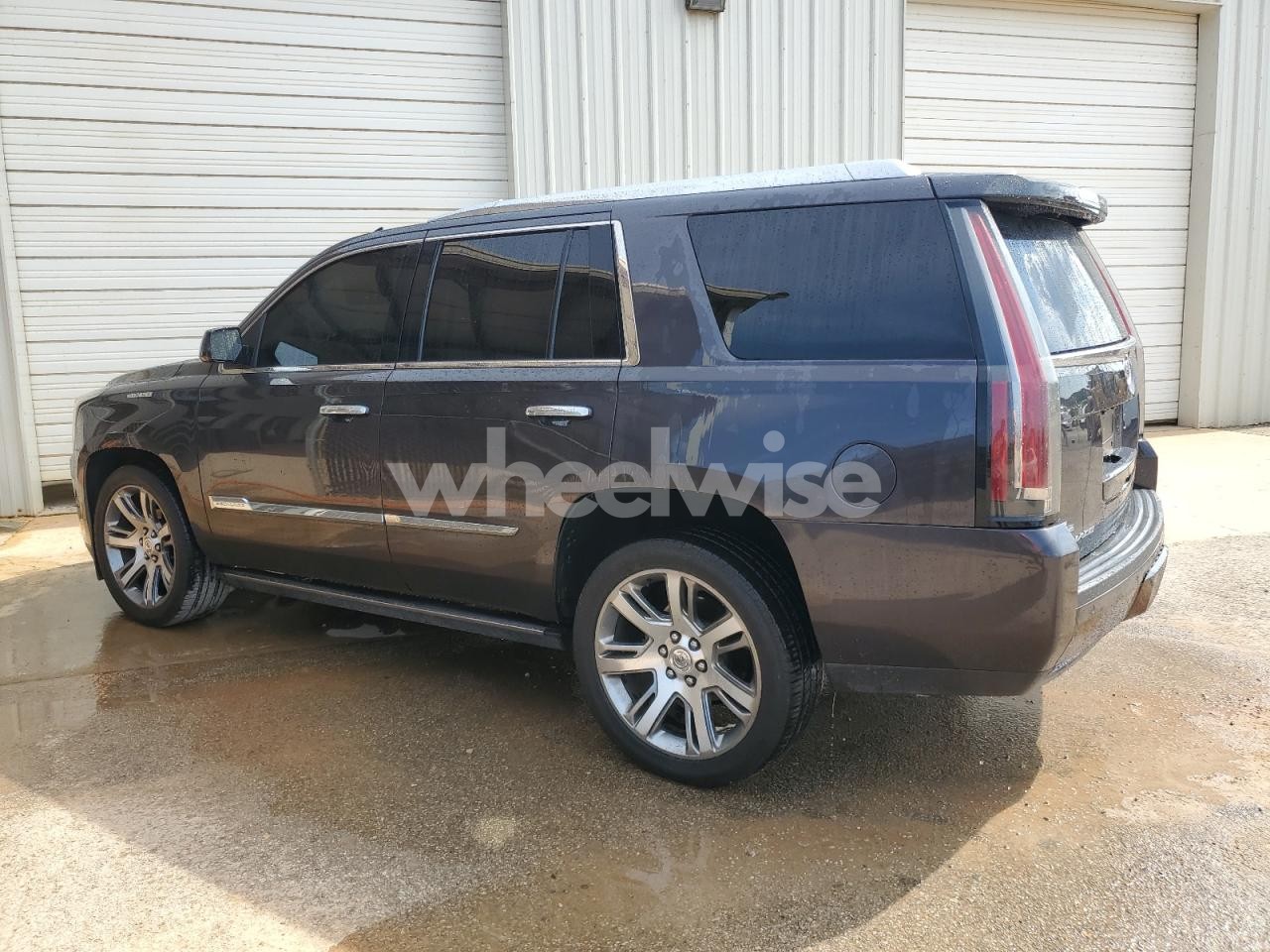 Photo 2 of 2015 CADILLAC ESCALADE PREMIUM (VIN 1GYS4CKJ1FR282958)
