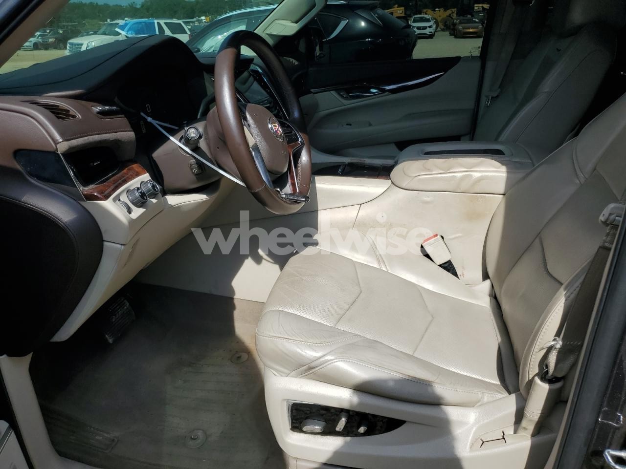 Photo 7 of 2015 CADILLAC ESCALADE PREMIUM (VIN 1GYS4CKJ1FR282958)