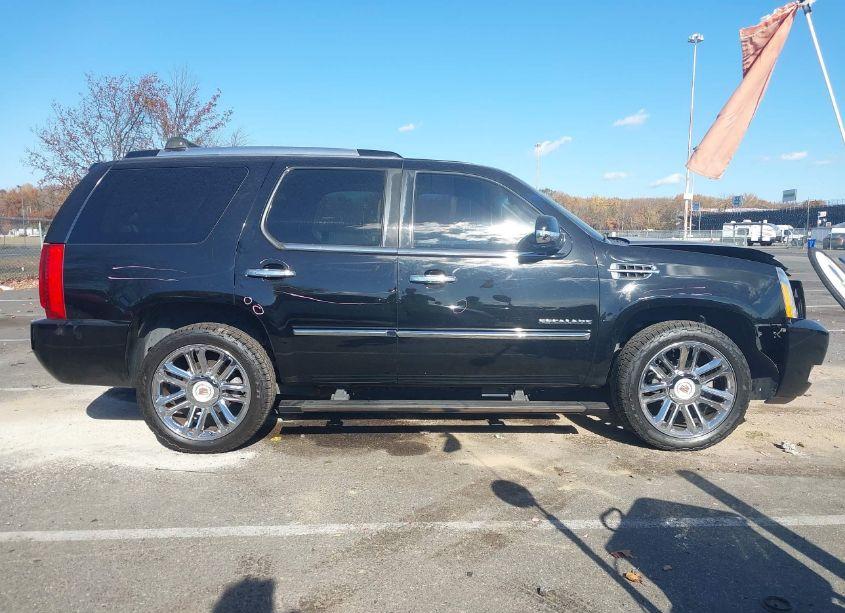 Photo 13 of 2012 Cadillac Escalade PLATINUM EDITION (VIN 1GYS4DEF0CR279364)