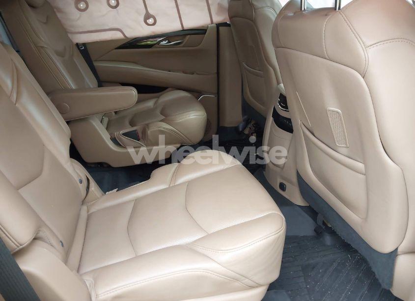 Photo 8 of 2020 Cadillac Escalade 4WD PLATINUM (VIN 1GYS4DKJ1LR109670)