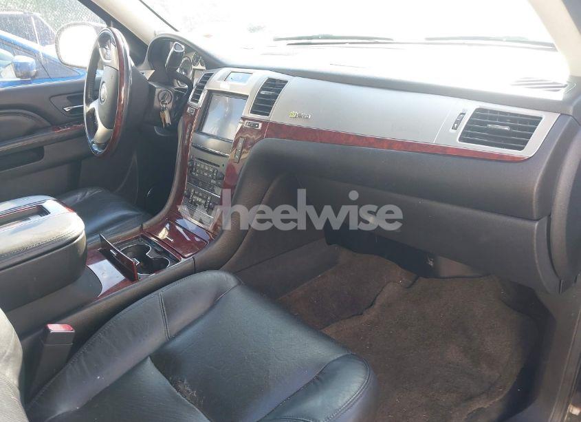 Photo 5 of 2012 Cadillac Escalade HYBRID STANDARD (VIN 1GYS4EEJ1CR143674)