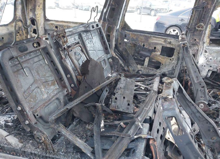 Photo 8 of 2011 Cadillac Escalade HYBRID STANDARD (VIN 1GYS4EEJ4BR161195)