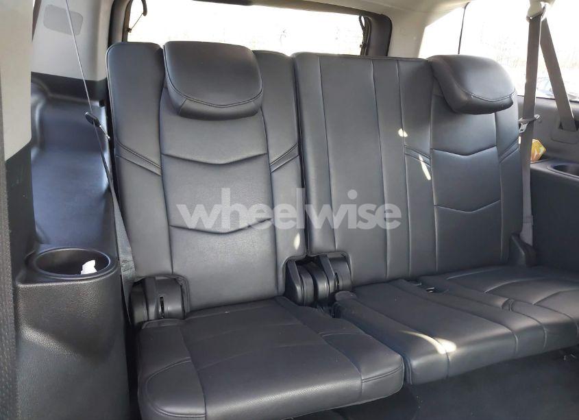 Photo 17 of 2020 Cadillac Escalade ESV 4WD (VIN 1GYS4GKJ2LR270689)