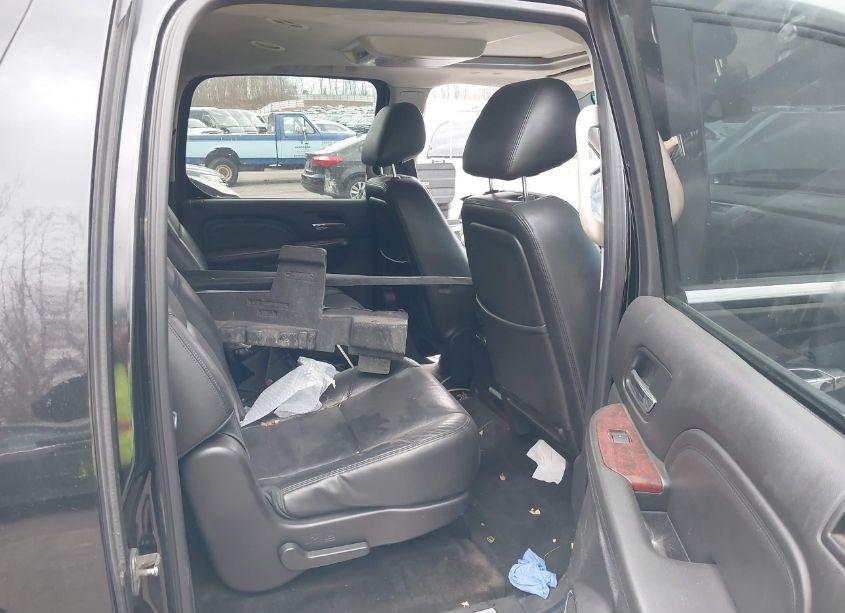 Photo 8 of 2012 Cadillac Escalade ESV LUXURY (VIN 1GYS4HEF8CR189130)