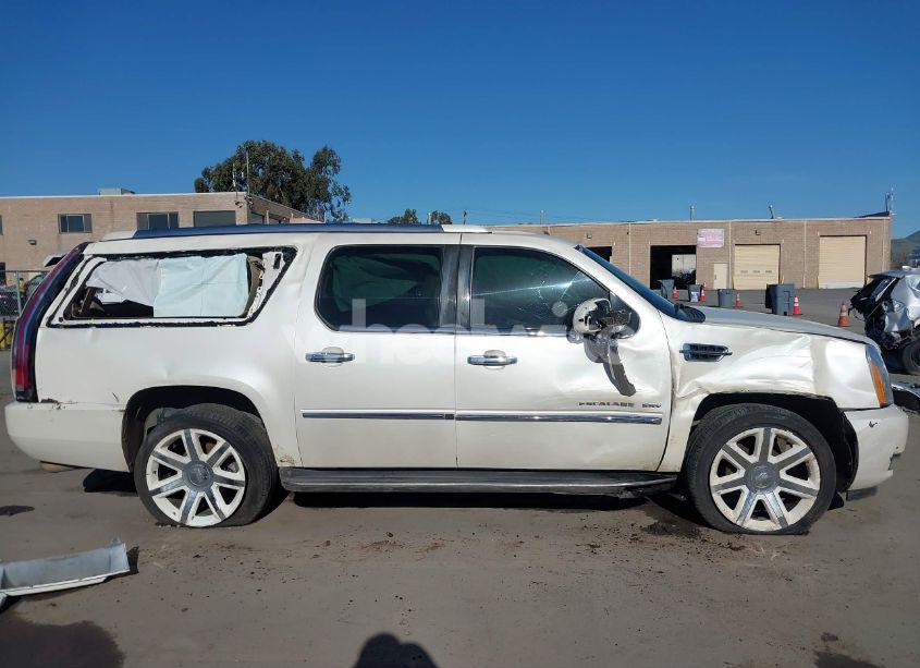 Photo 14 of 2011 Cadillac Escalade ESV LUXURY (VIN 1GYS4HEF9BR203728)