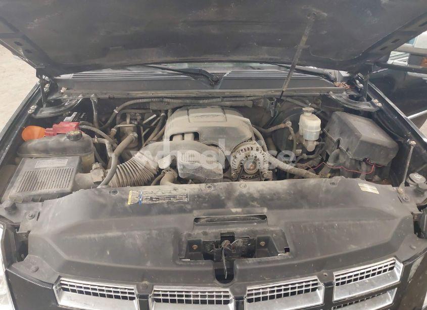 Photo 10 of 2011 Cadillac Escalade ESV LUXURY (VIN 1GYS4HEFXBR157097)