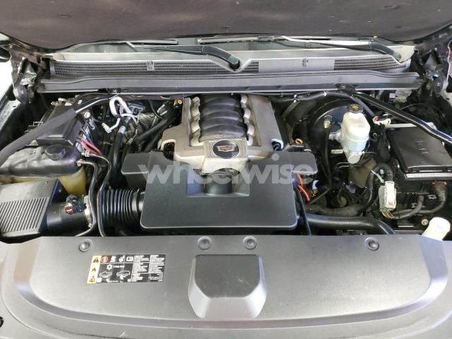 Photo 6 of 2019 CADILLAC ESCALADE ESV LUXURY (VIN 1GYS4HKJ6KR343244)