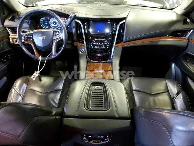 Photo 8 of 2019 CADILLAC ESCALADE ESV LUXURY (VIN 1GYS4HKJ6KR343244)