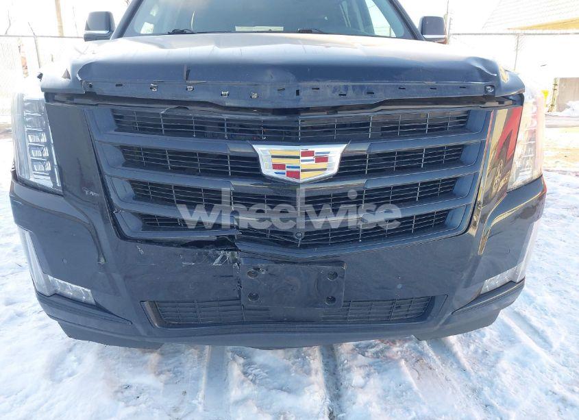 Photo 6 of 2020 Cadillac Escalade ESV (VIN 1GYS4JKJ2LR231968)