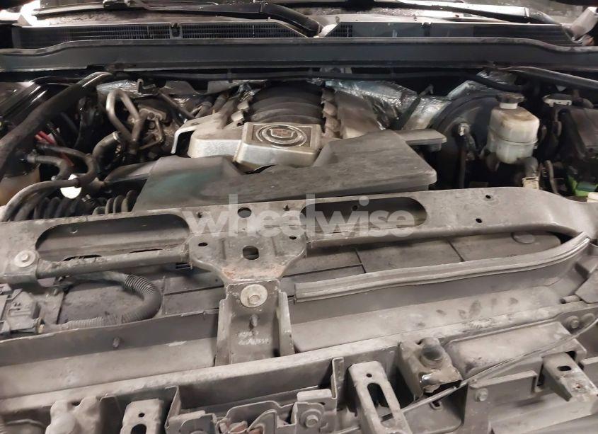 Photo 10 of 2015 Cadillac Escalade ESV PREMIUM (VIN 1GYS4JKJ9FR274868)