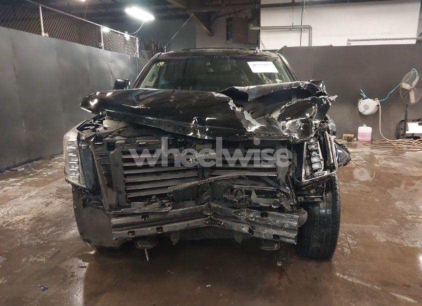 Photo 13 of 2015 Cadillac Escalade ESV PREMIUM (VIN 1GYS4JKJ9FR274868)