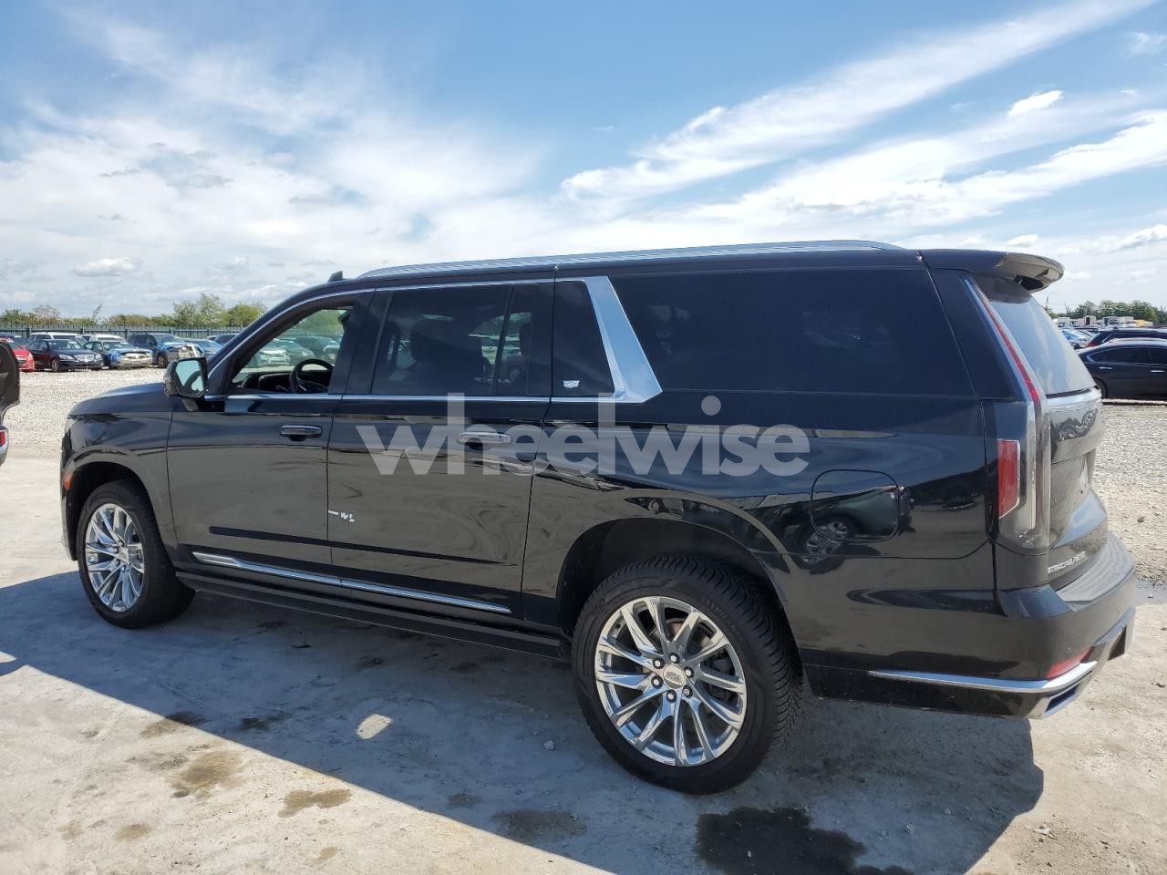 Photo 2 of 2022 CADILLAC ESCALADE ESV PREMIUM LUXURY (VIN 1GYS4LKL2NR117727)