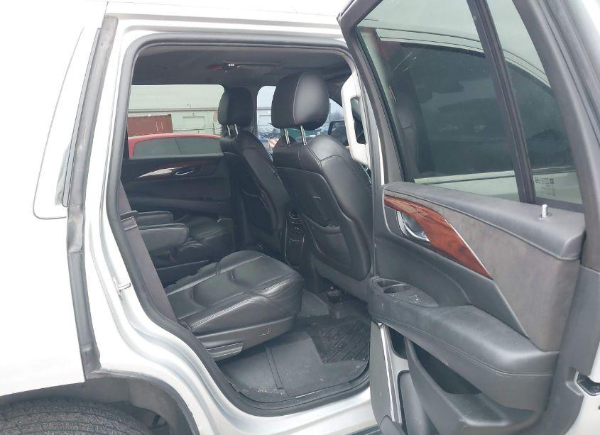 Photo 8 of 2015 Cadillac Escalade LUXURY (VIN 1GYS4MKJ3FR657836)