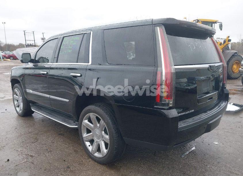 Photo 3 of 2015 Cadillac Escalade LUXURY (VIN 1GYS4MKJ5FR528836)