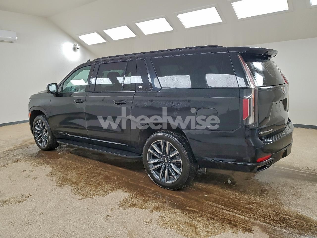 Photo 2 of 2024 CADILLAC ESCALADE ESV SPORT (VIN 1GYS4NKL4RR231195)